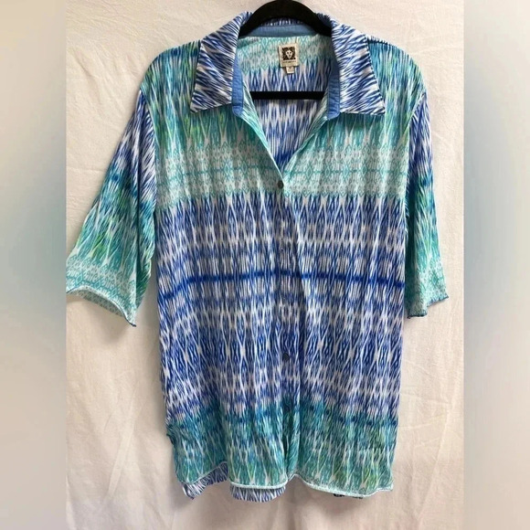 🌊 Vintage Blue Green Ikat Print Button Down Shirt | Boho Beachy Resort Top 🌊 - Picture 2 of 7